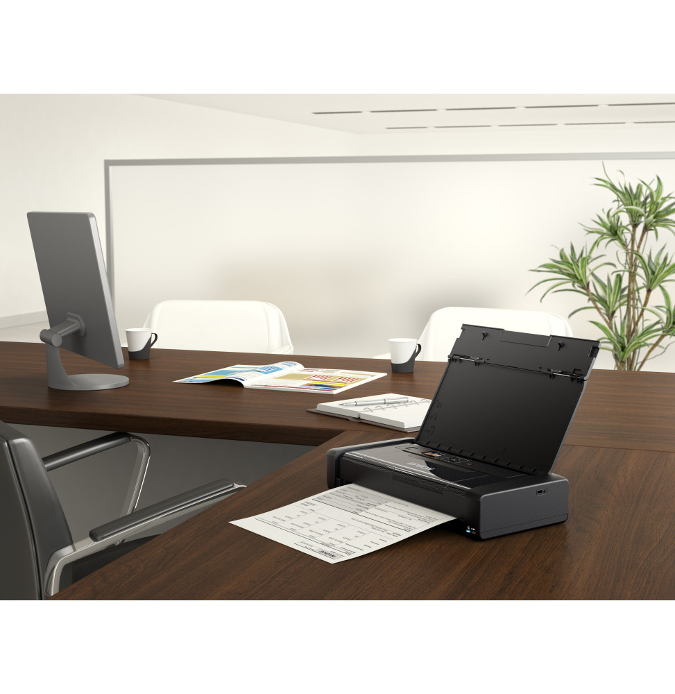Imprimante jet d'encre mobile ultra-compacte Epson WorkForce WF-100W noire avec batterie intégrée et écran LCD